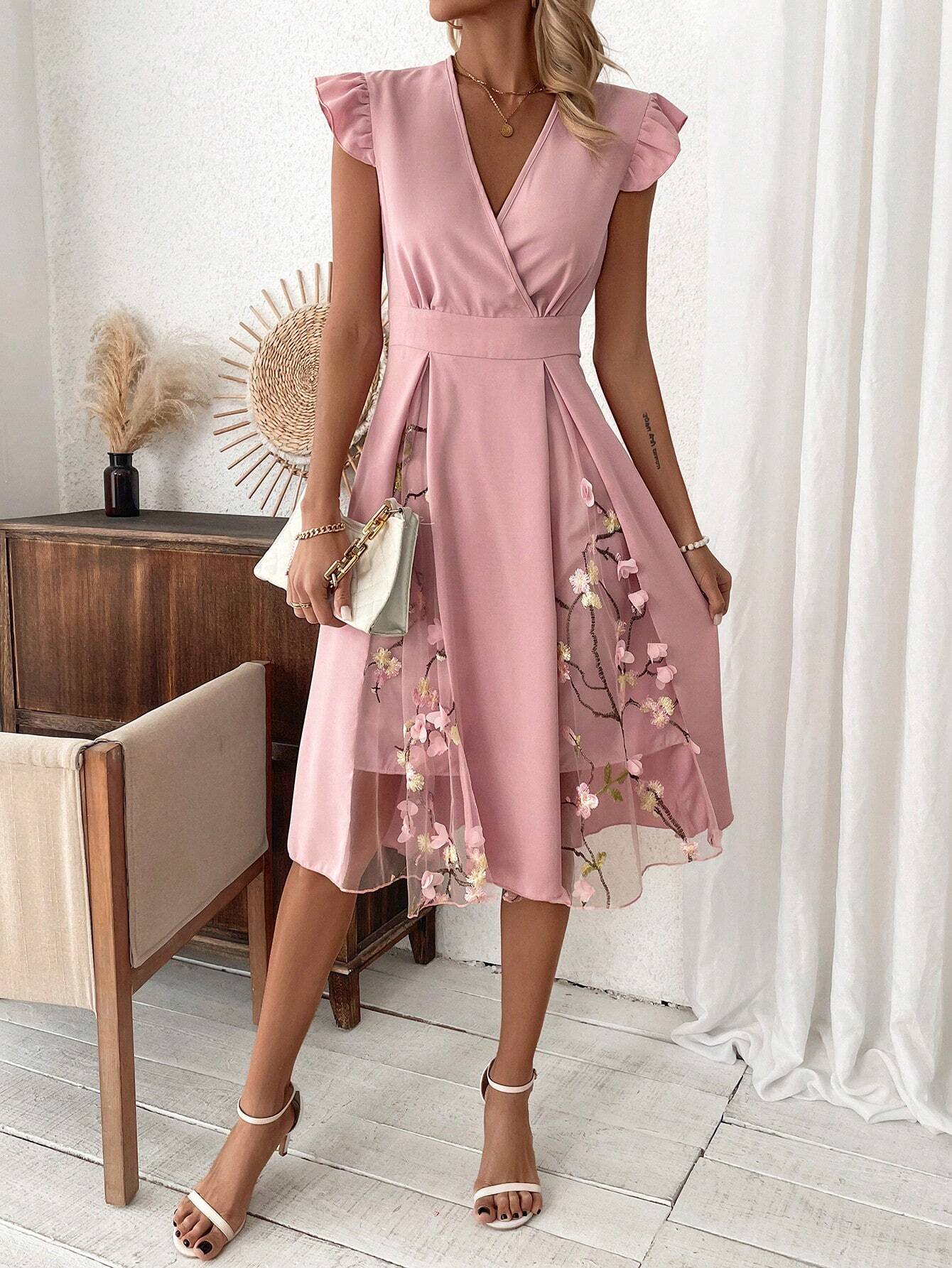 Abito con scollo a V e ricamo floreale in rete