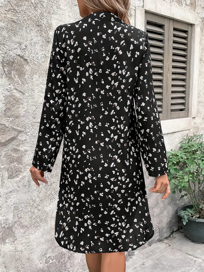 Abito camicia vintage a maniche lunghe con stampa all-over - Scollo a V