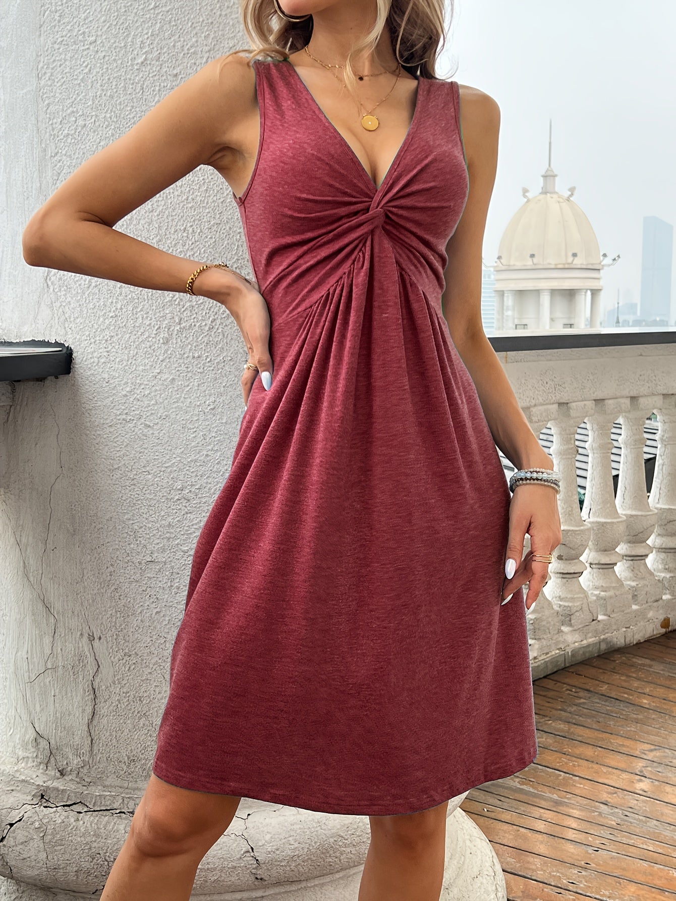 Elegante abito con scollo a V per donna – abito estivo senza maniche