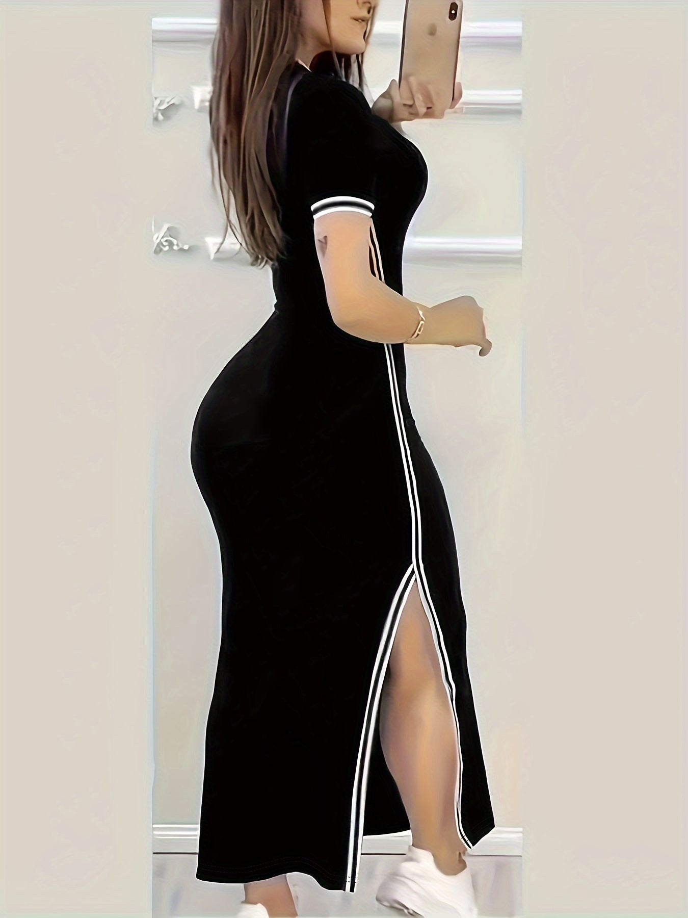 Elegante abito bodycon con orlo a contrasto - maniche corte e aderente alla figura