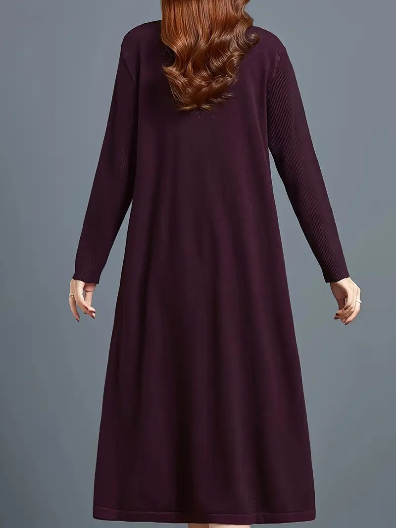 Accogliente abito midi in maglia da donna - manica lunga, girocollo, lavabile