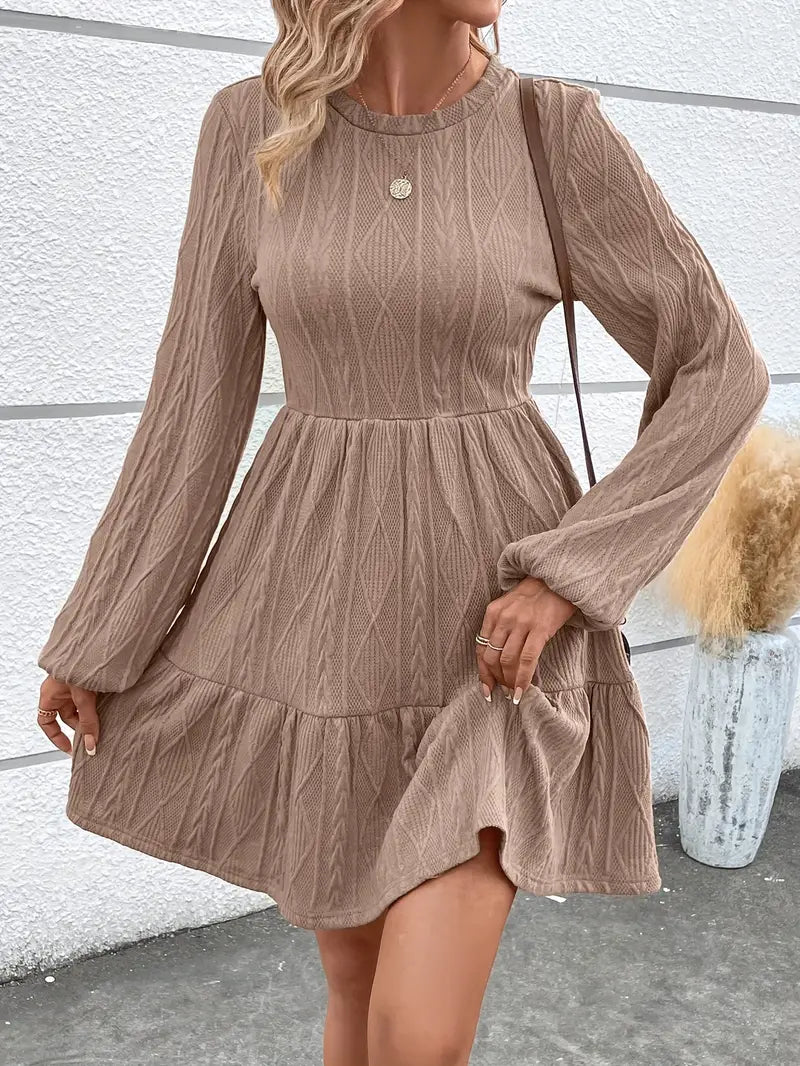 Abito da donna a manica lunga Linea A in maglia a cavi color kaki, elasticizzato