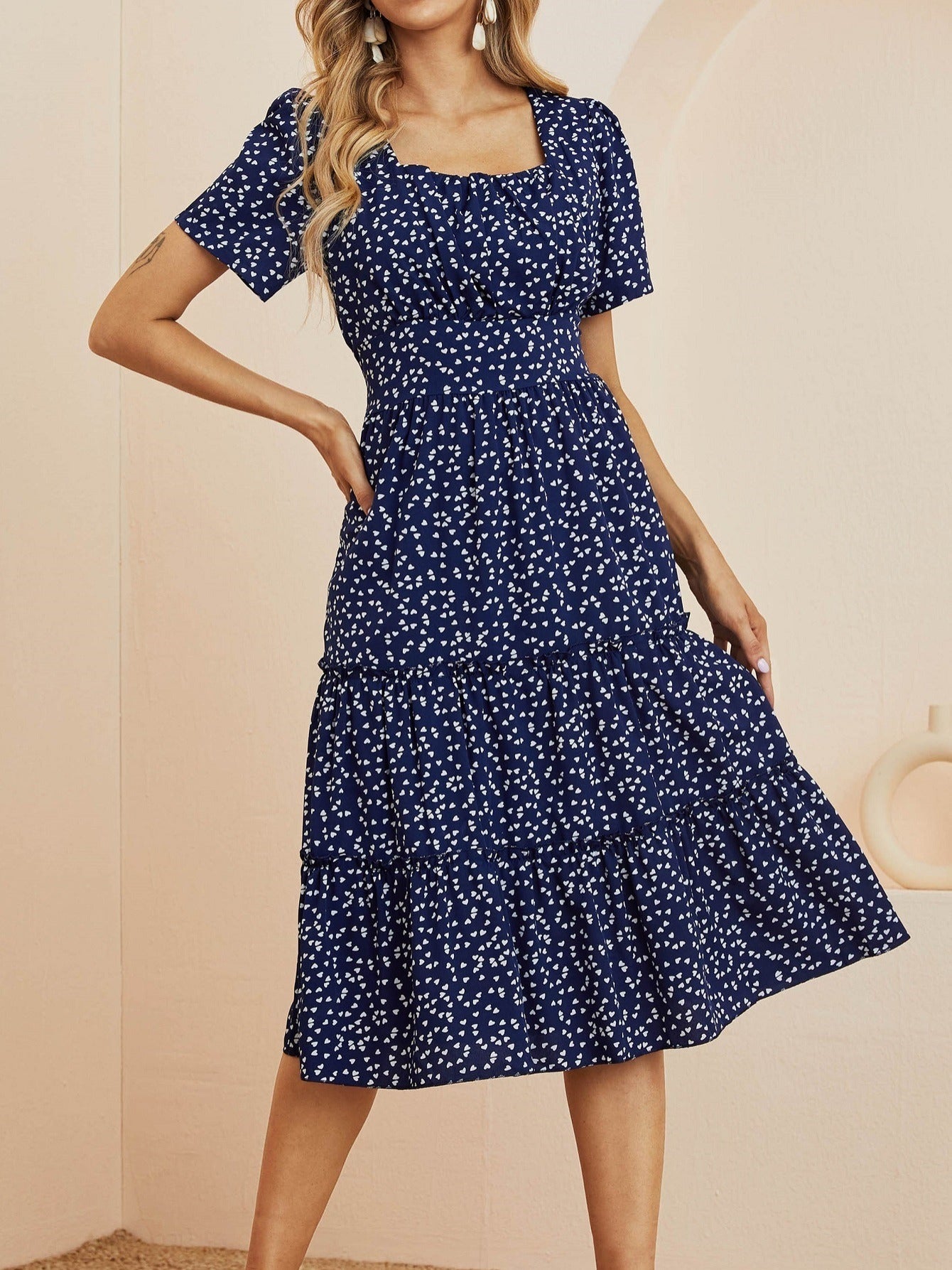 Abito midi da donna con stampa a cuori Scollo quadrato e linea ad A