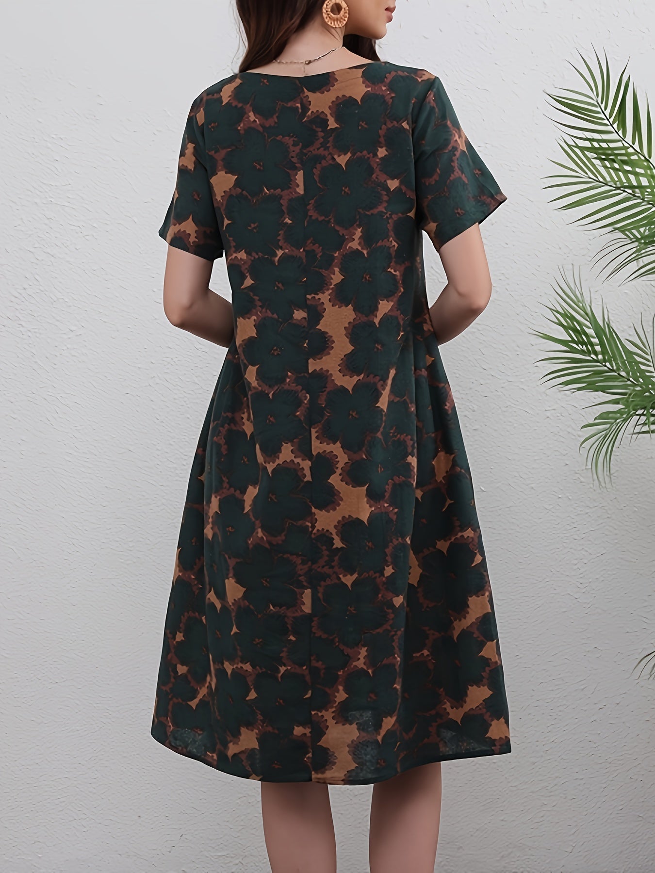 Abito floreale in lino da donna - lunghezza al ginocchio, scollo rotondo, maniche corte, tasche e perfetto per la primavera