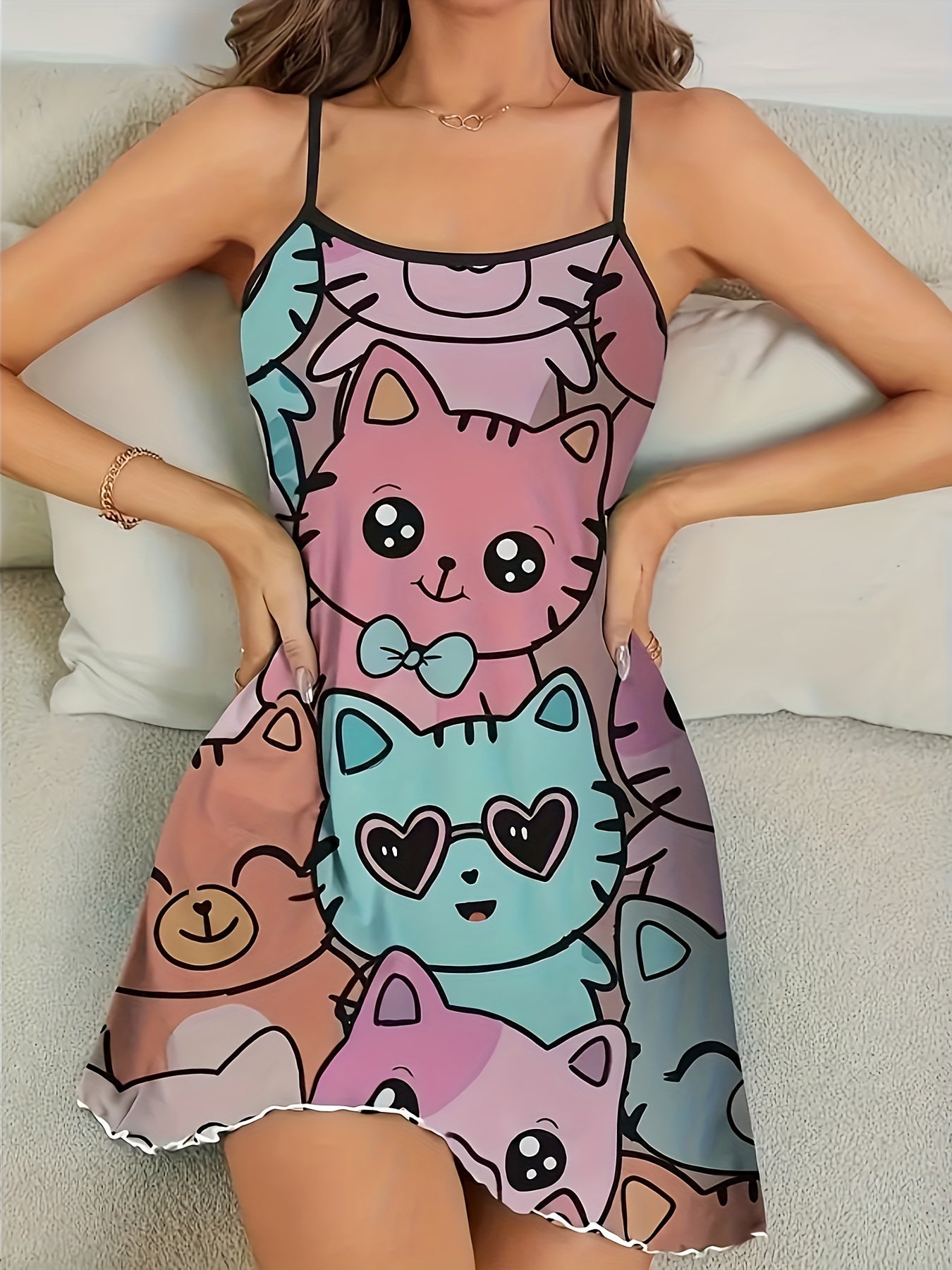 Abito estivo senza spalline - Abito arioso con cinturino a spaghetti e stampa a cartoni animati