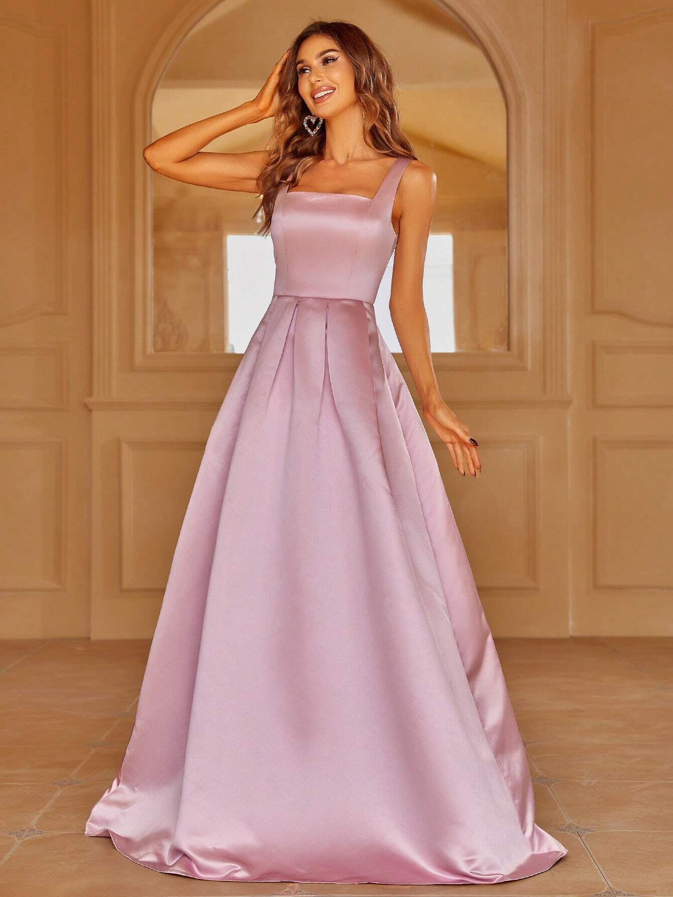 Favoloso abito da damigella con canotta