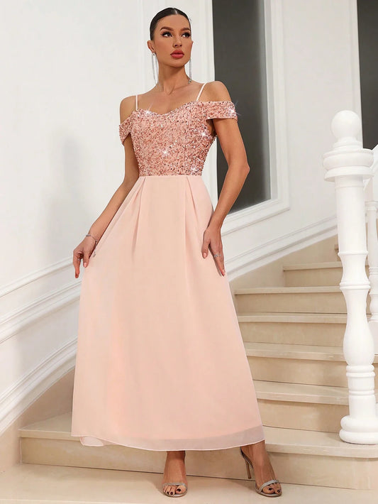 Abito semplice e sobrio per tutti i giorni