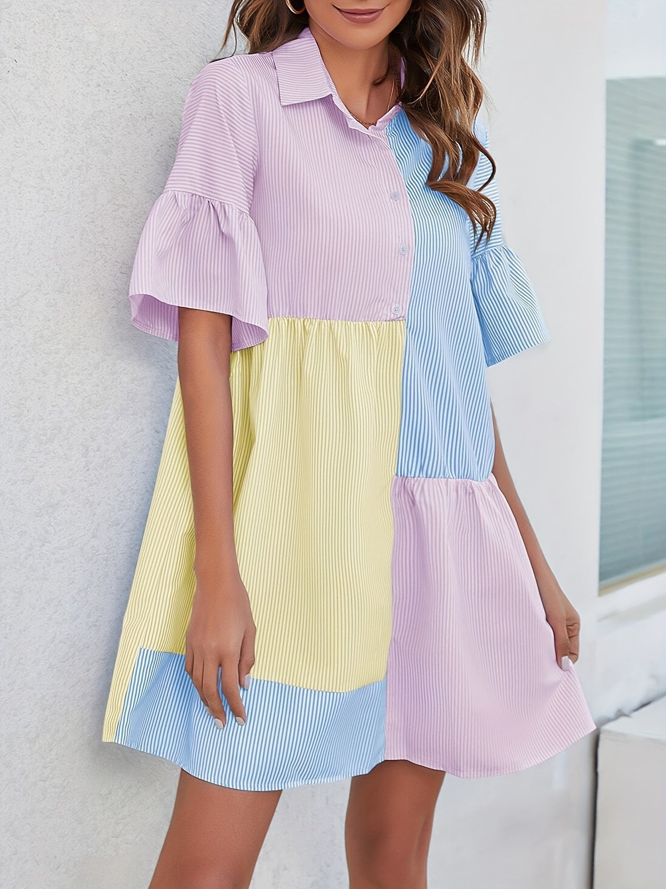 Abito camicia button-up a righe colorblock, abito estivo a maniche corte