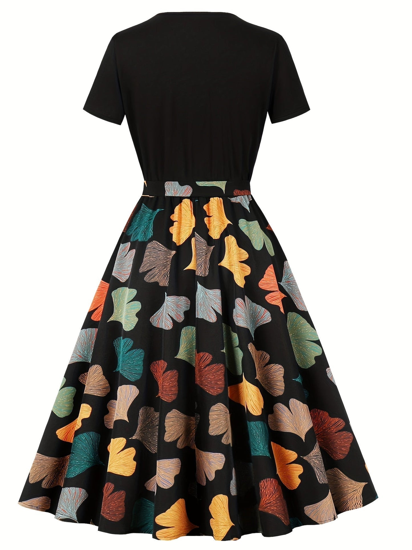 Elegante abito estivo con stampa floreale - maniche corte, scollatura rotonda, vestibilità sartoriale