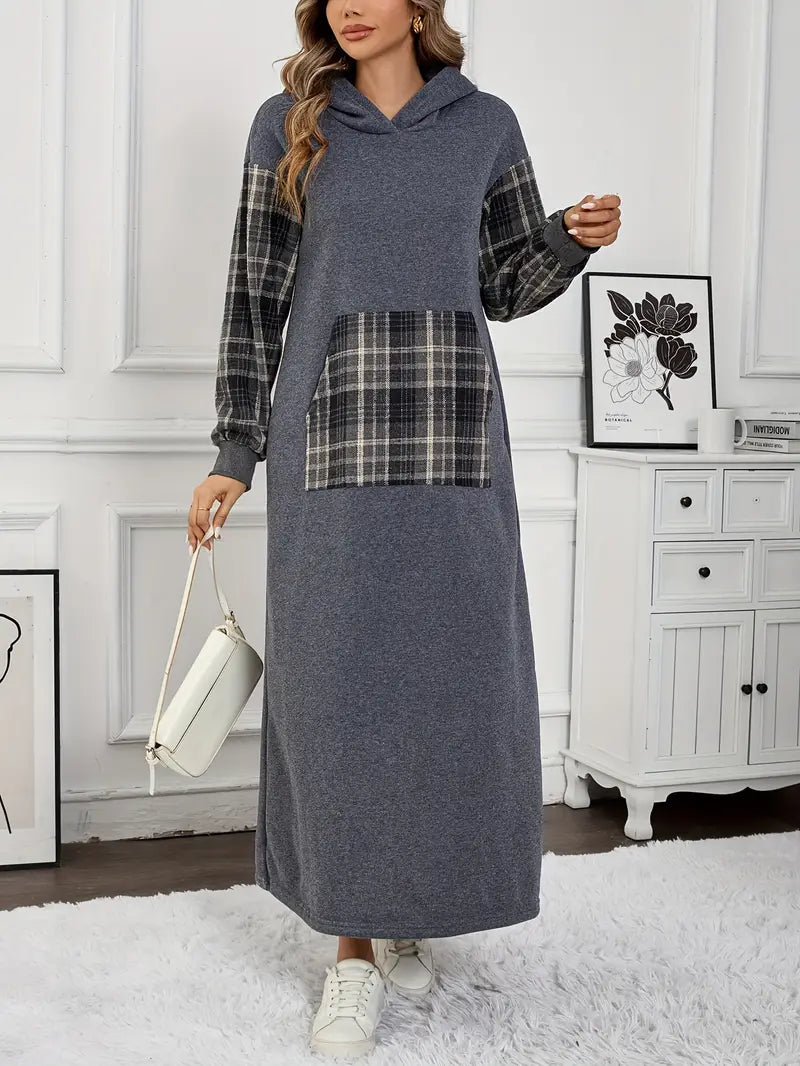 Maxi abito foderato in pile con cappuccio per donna