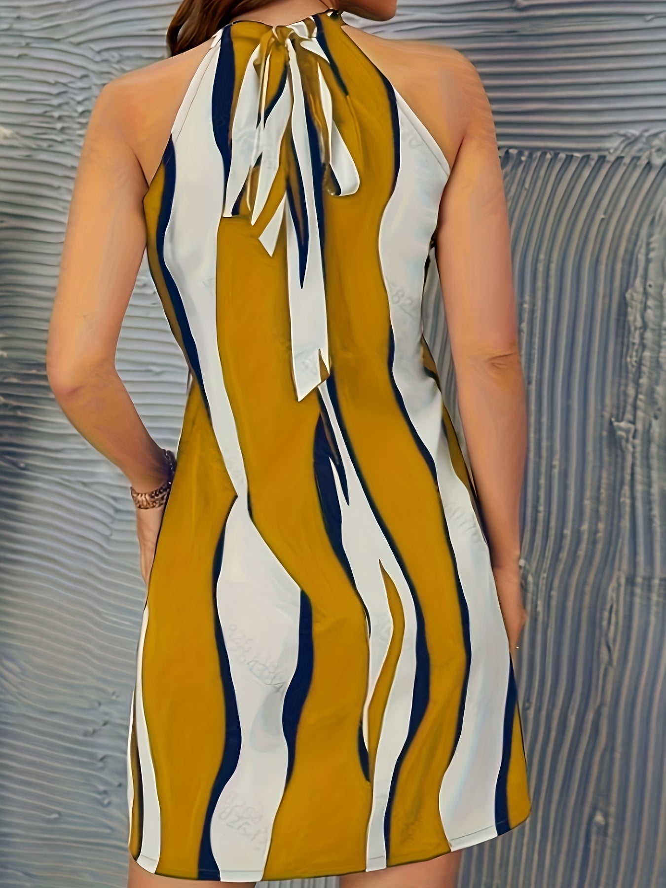 Abito estivo da donna con motivo geometrico Abito casual senza maniche