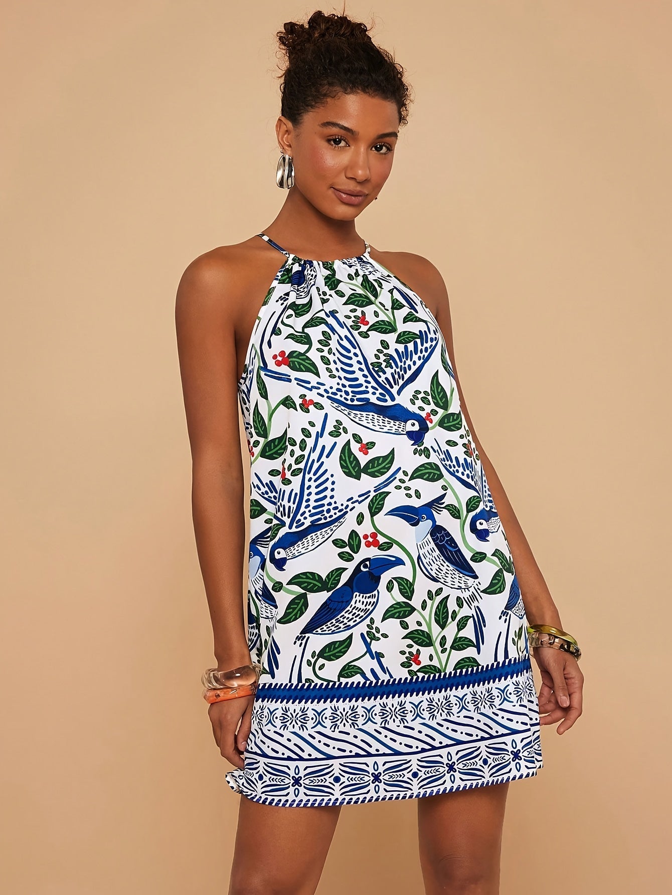 Mini abito estivo senza maniche con motivo di uccelli e piante, bianco