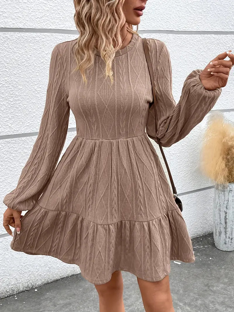 Abito da donna a manica lunga Linea A in maglia a cavi color kaki, elasticizzato