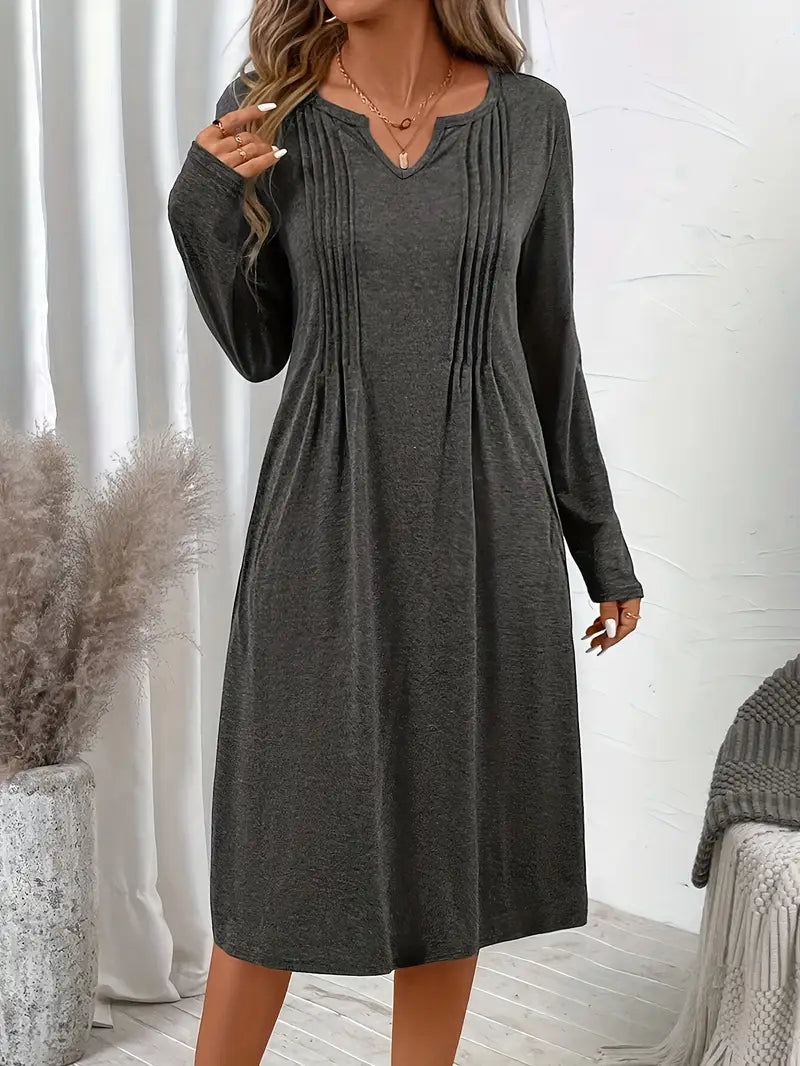 Elegante abito midi - maniche lunghe, scollo a V, con tasche