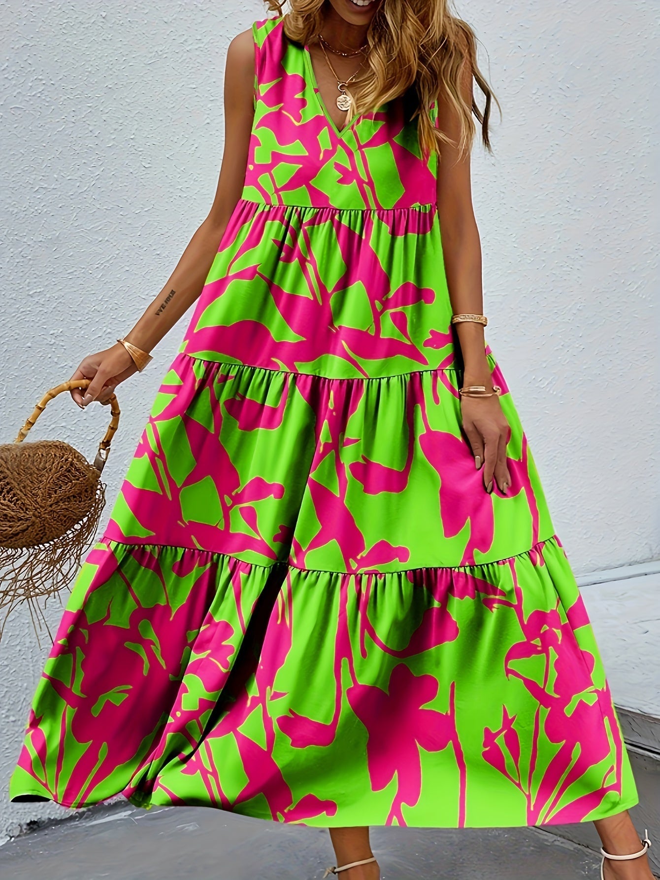 Elegante abito floreale con scollo a V - Senza maniche Sciolto e arioso