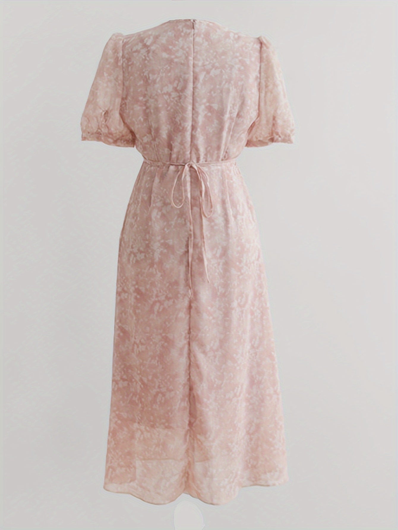 Elegante abito midi in chiffon con motivo floreale, scollo a V e maniche a sbuffo