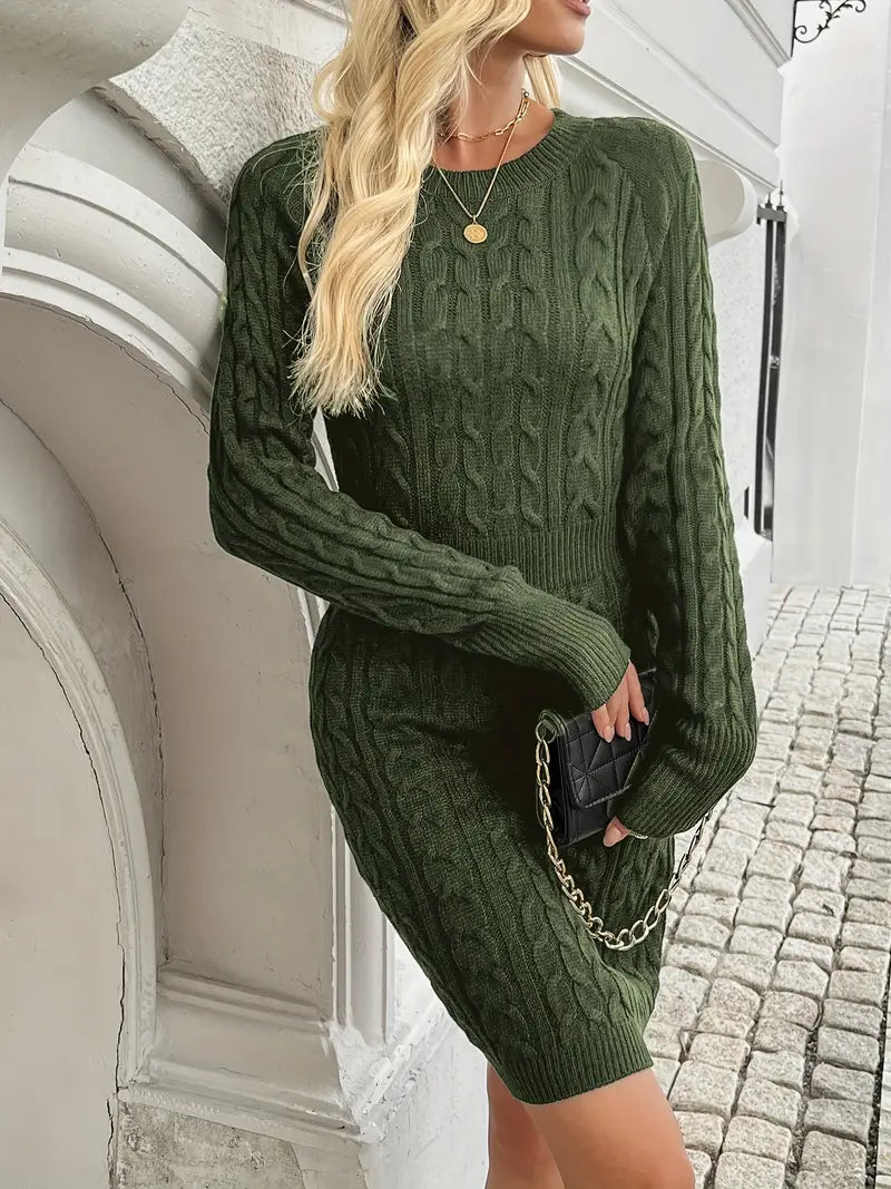 Abito a maniche lunghe in maglia a costine