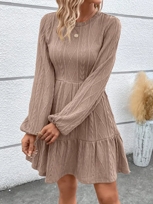 Abito da donna a manica lunga Linea A in maglia a cavi color kaki, elasticizzato