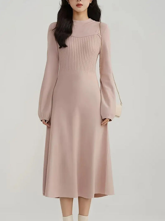 Elegante abito da donna in maglia di acrilico - maniche lunghe, collo rotondo