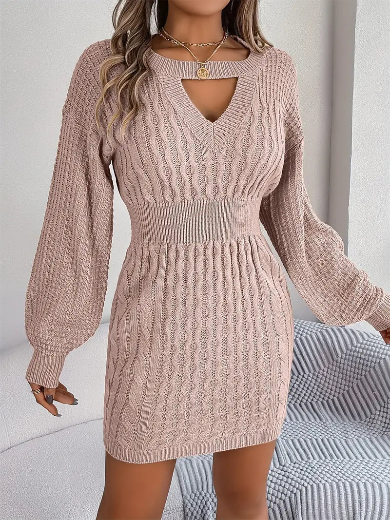 Elegante abito in maglia con dettaglio buco della serratura