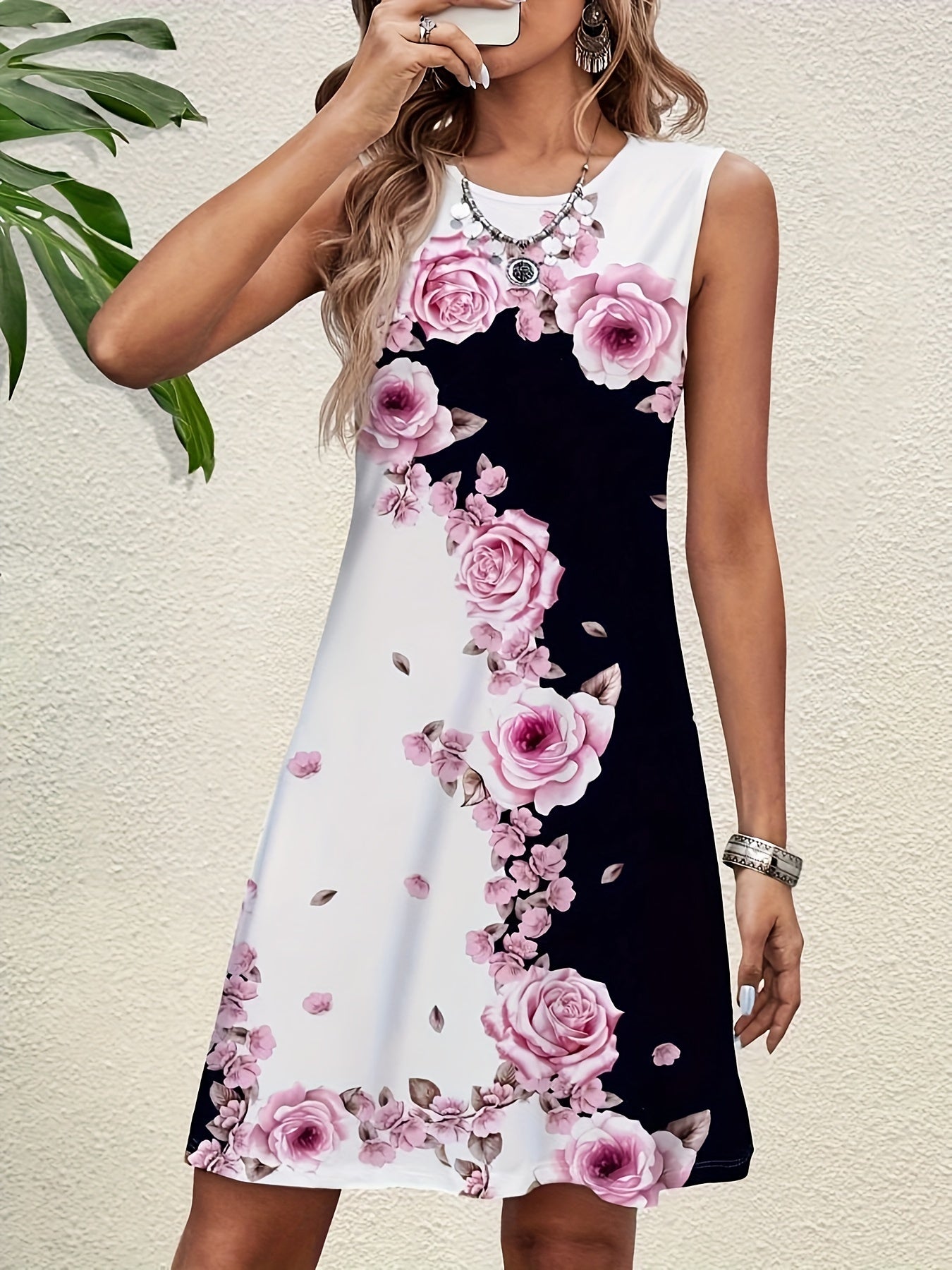 Abito floreale senza maniche - collo rotondo, arioso ed elegante, ideale per la primavera e l'estate