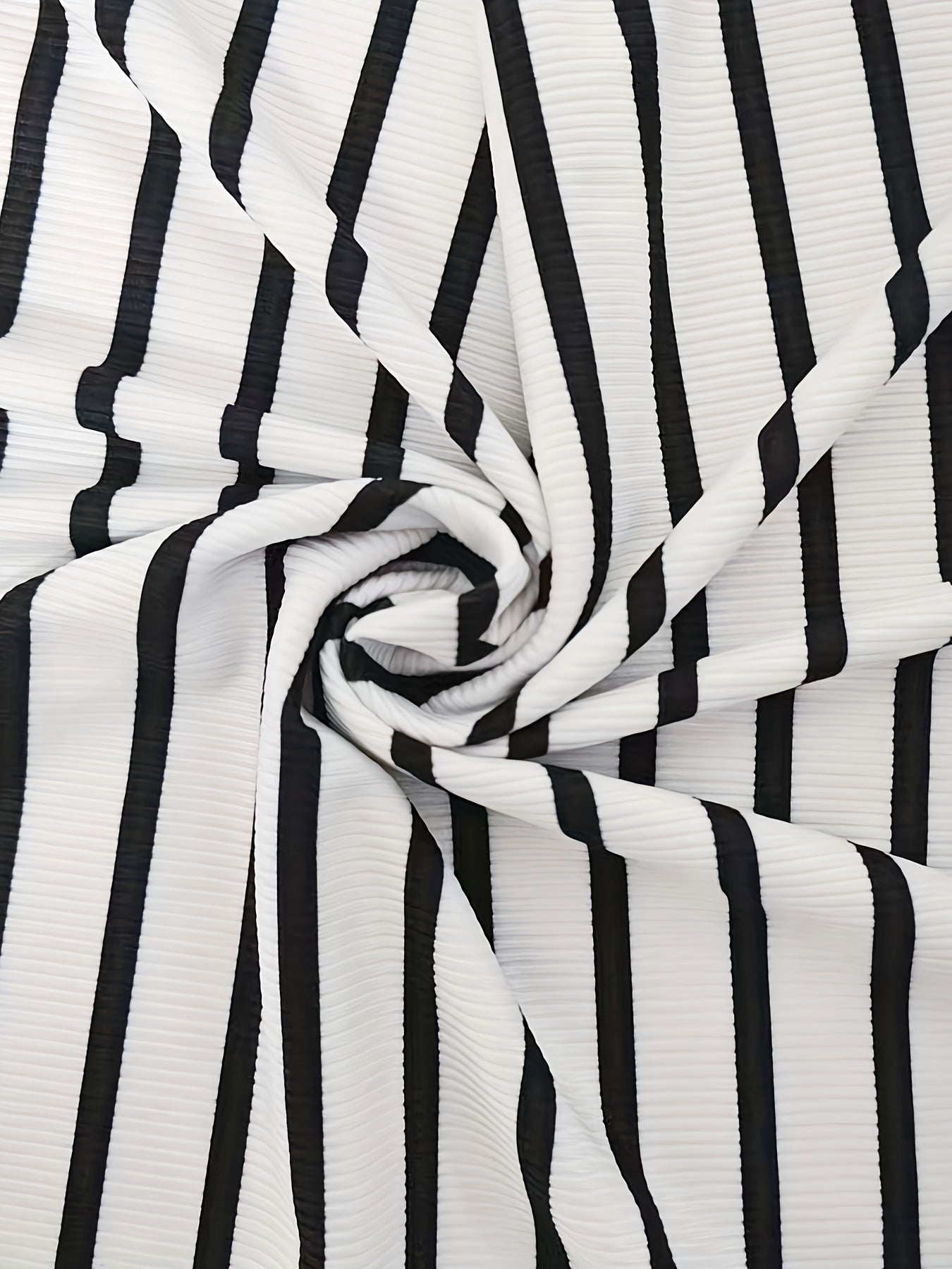 Mini abito a righe con scollo a V - manica corta, abbigliamento estivo da donna