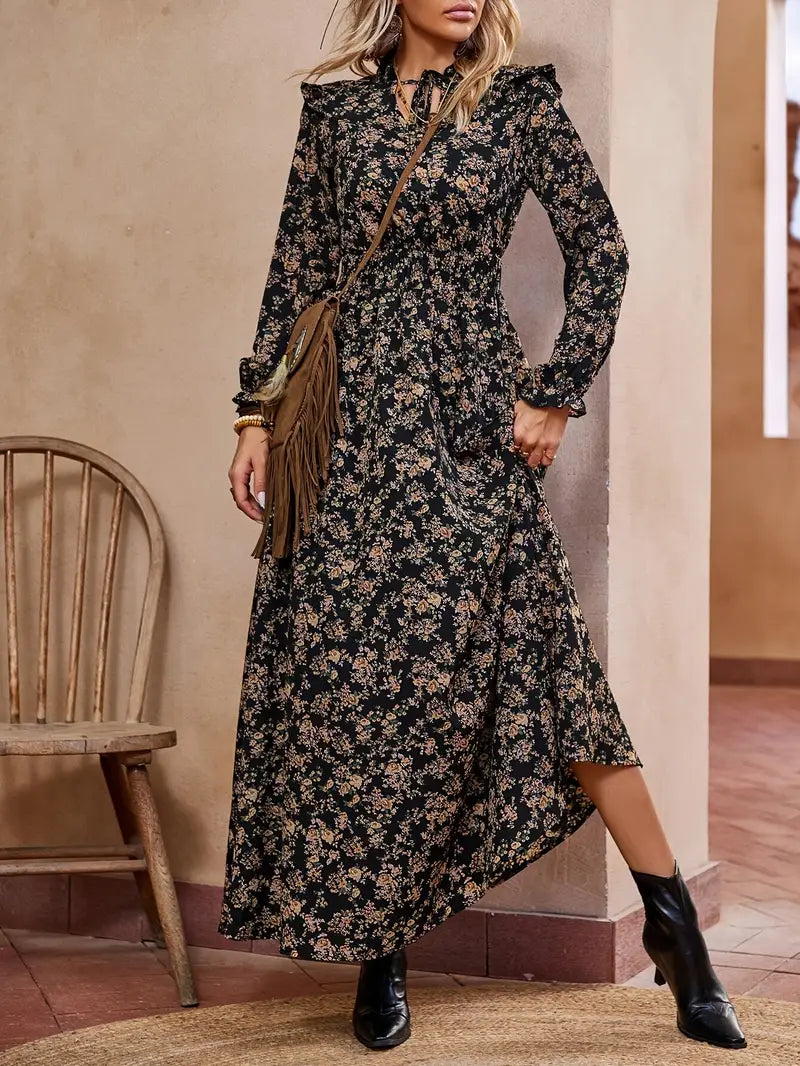 Abito con stampa floreale e orlo increspato - Maxi abito elegante a maniche lunghe con colletto a tacche