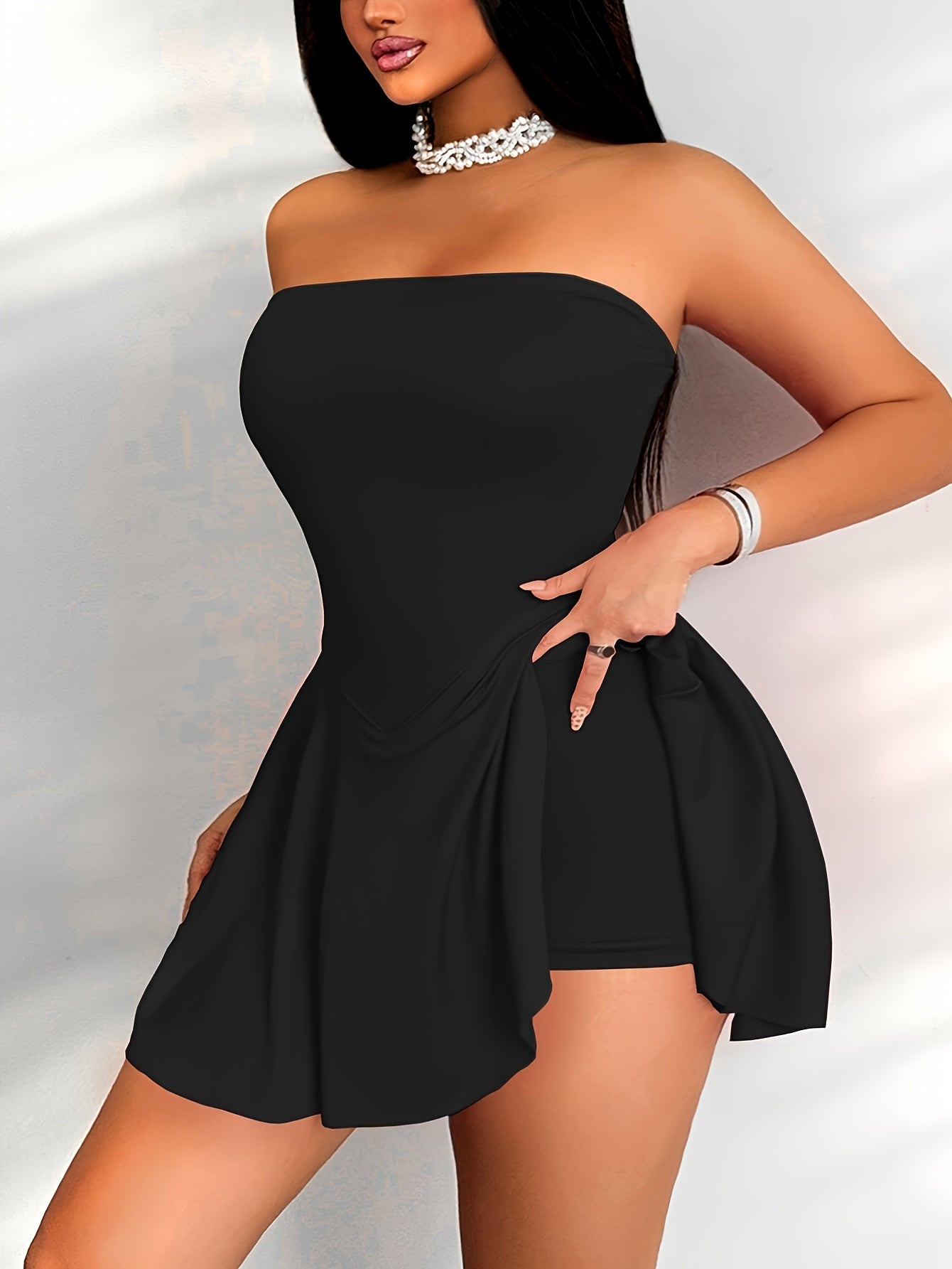 Mini abito a tubo in linea A senza schienale - Elegante abito estivo senza spalline per le donne