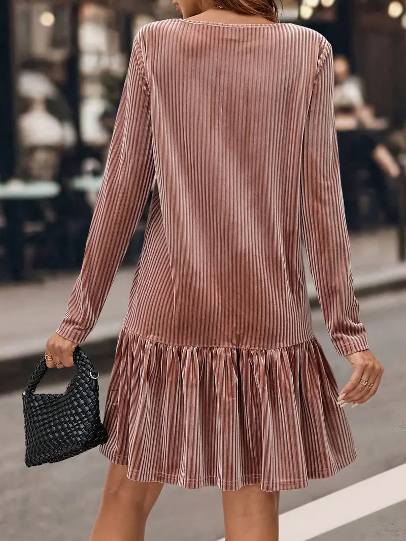 Abito da donna a maniche lunghe in velluto a righe - scollo rotondo, abito midi casual per l'inverno