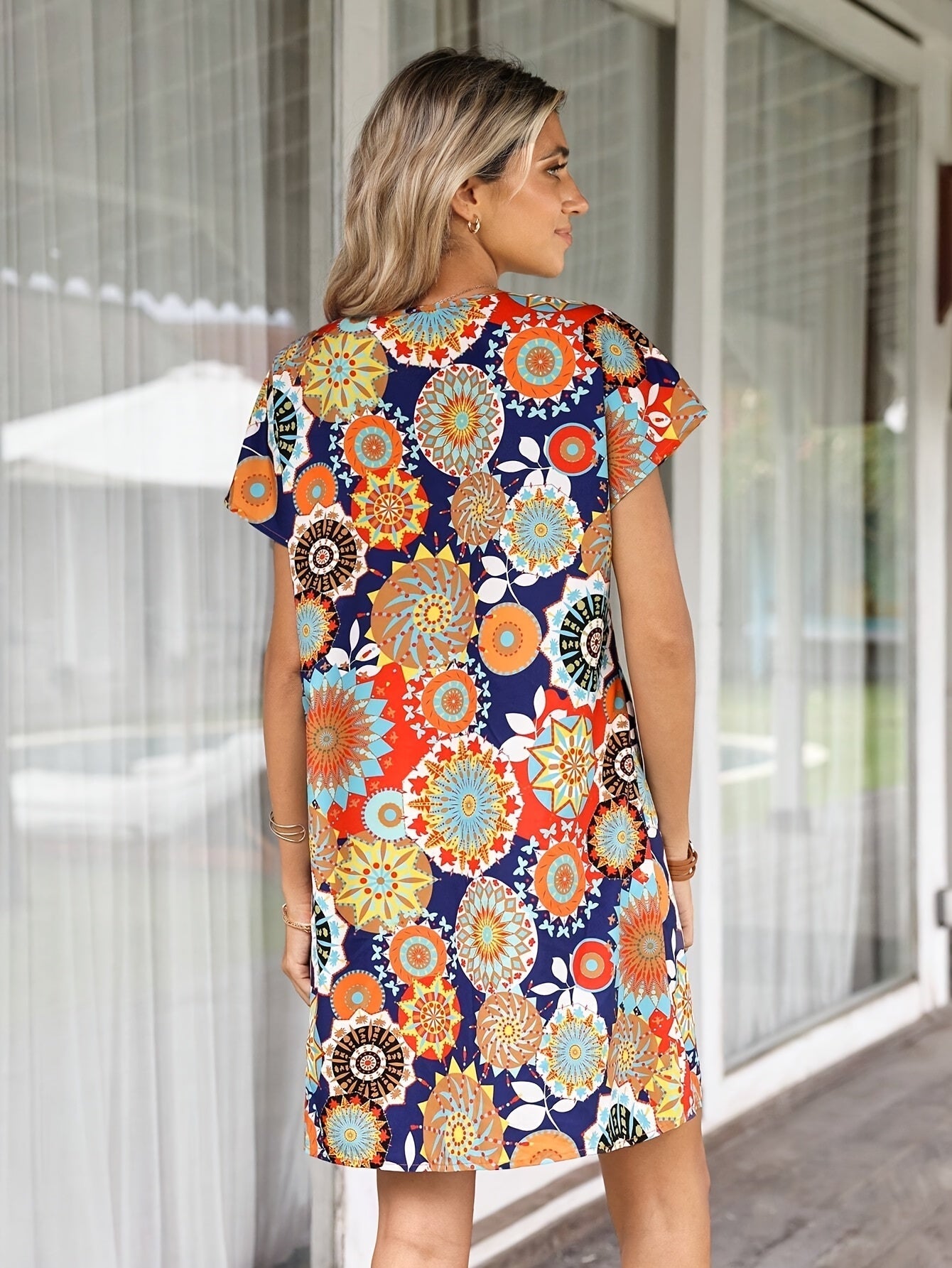 Abito floreale estivo da donna - multicolore