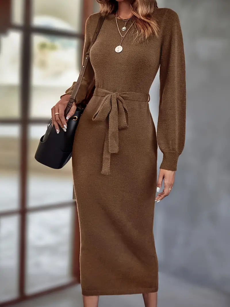 Abito elegante in maglia con scollo rotondo e maniche lunghe per donna