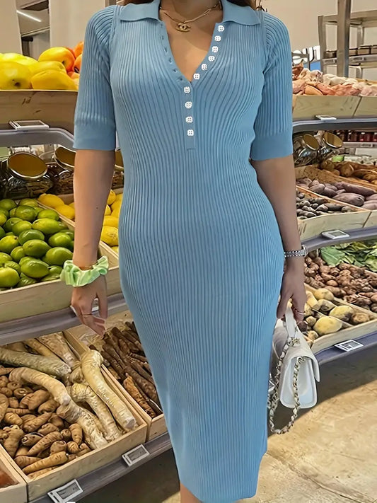 Abito monopetto, elegante abito in maglia dalla vestibilità slim con colletto a bavero e maniche corte