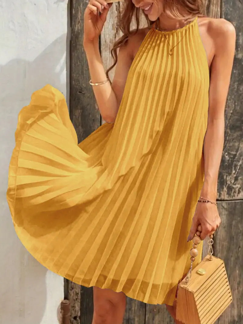 Abito a pieghe oversize con cavezza