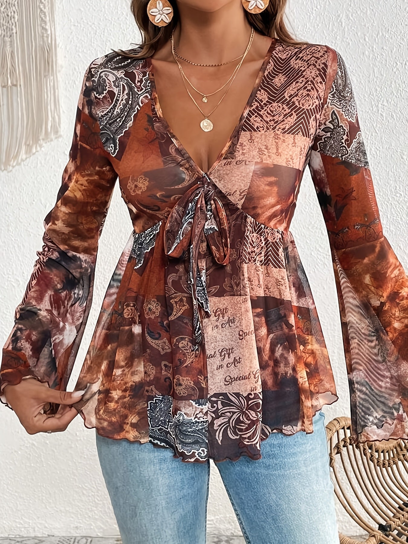 Elegante abito paisley - Scollo a V, maniche lunghe e rete leggera