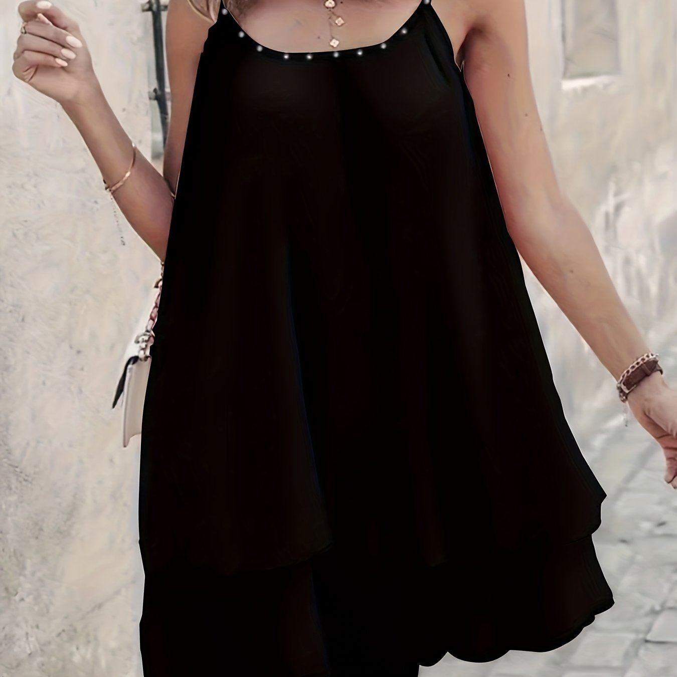 Abito in tulle con perle - Leggero ed elegante a strati