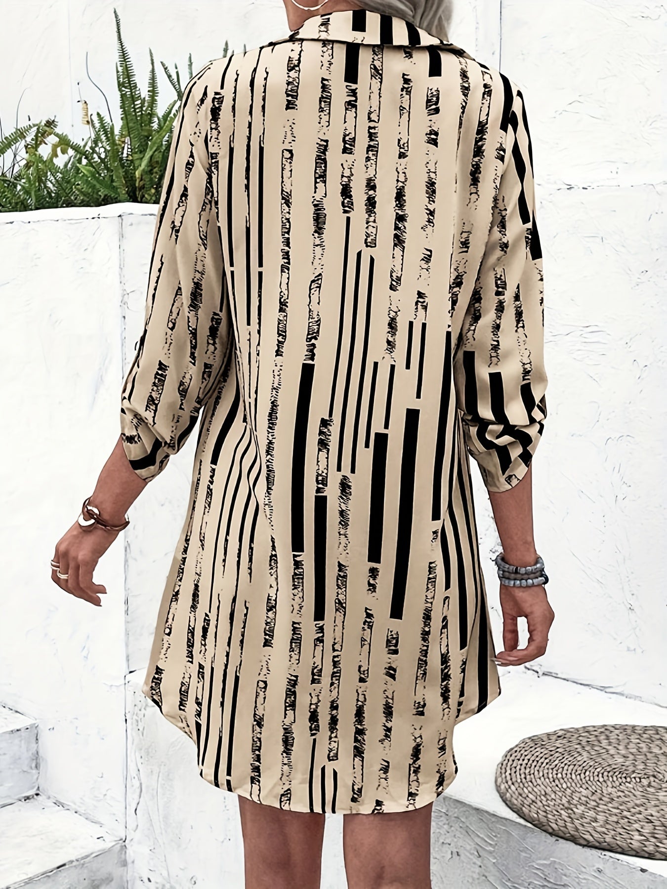 Abito camicia da donna - Abito a righe in misto lino, maniche lunghe, abbottonatura e colletto