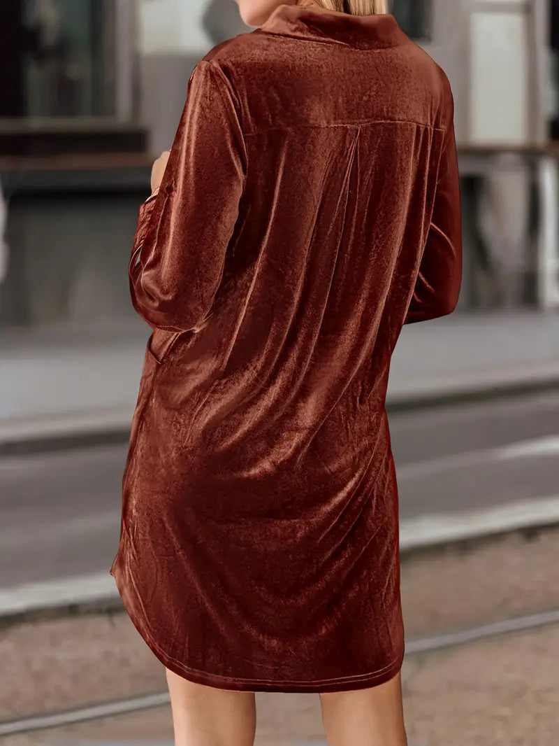 Abito a maniche lunghe con colletto, mix di poliestere ed elastan