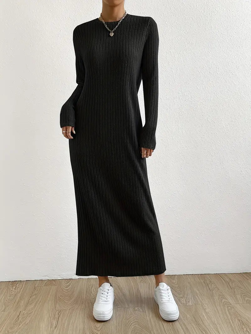 Maxi abito a maniche lunghe - Monocolore, Elegante design a girocollo