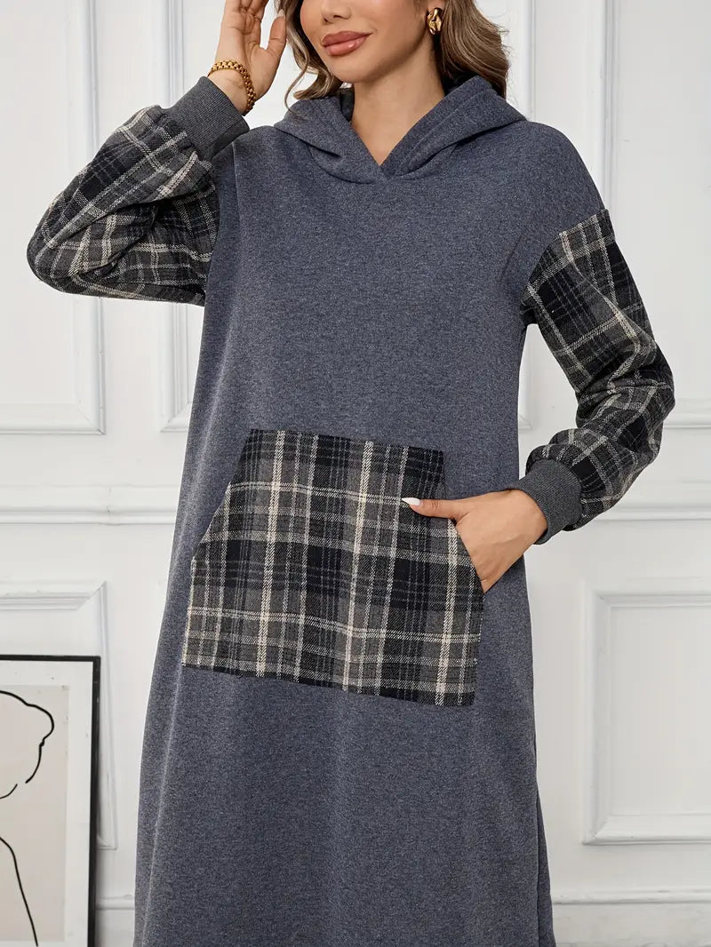 Maxi abito foderato in pile con cappuccio per donna