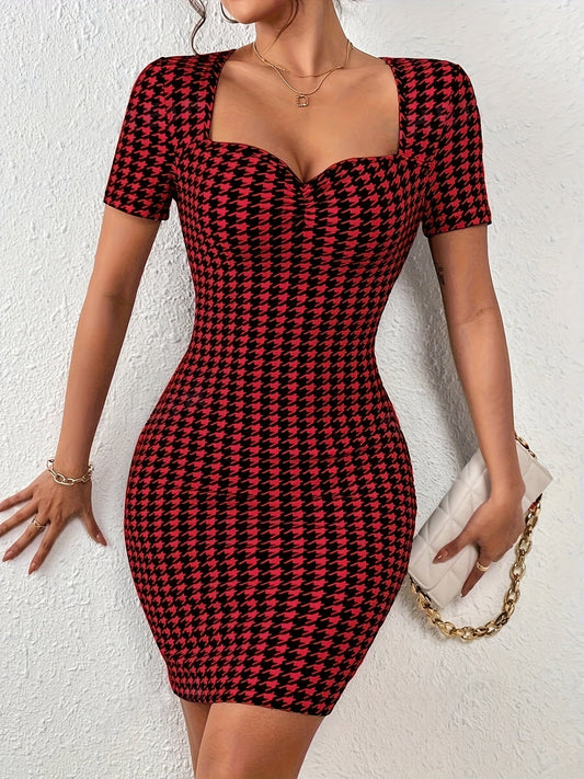 Elegante abito in pied-de-poule - aderente alla figura, scollo a cuore, maniche corte, elegante