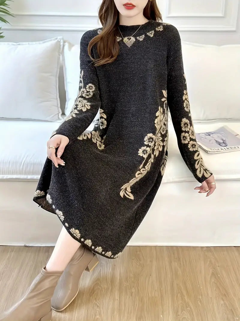 Elegante abito da donna in maglia di media lunghezza - snellente per l'autunno