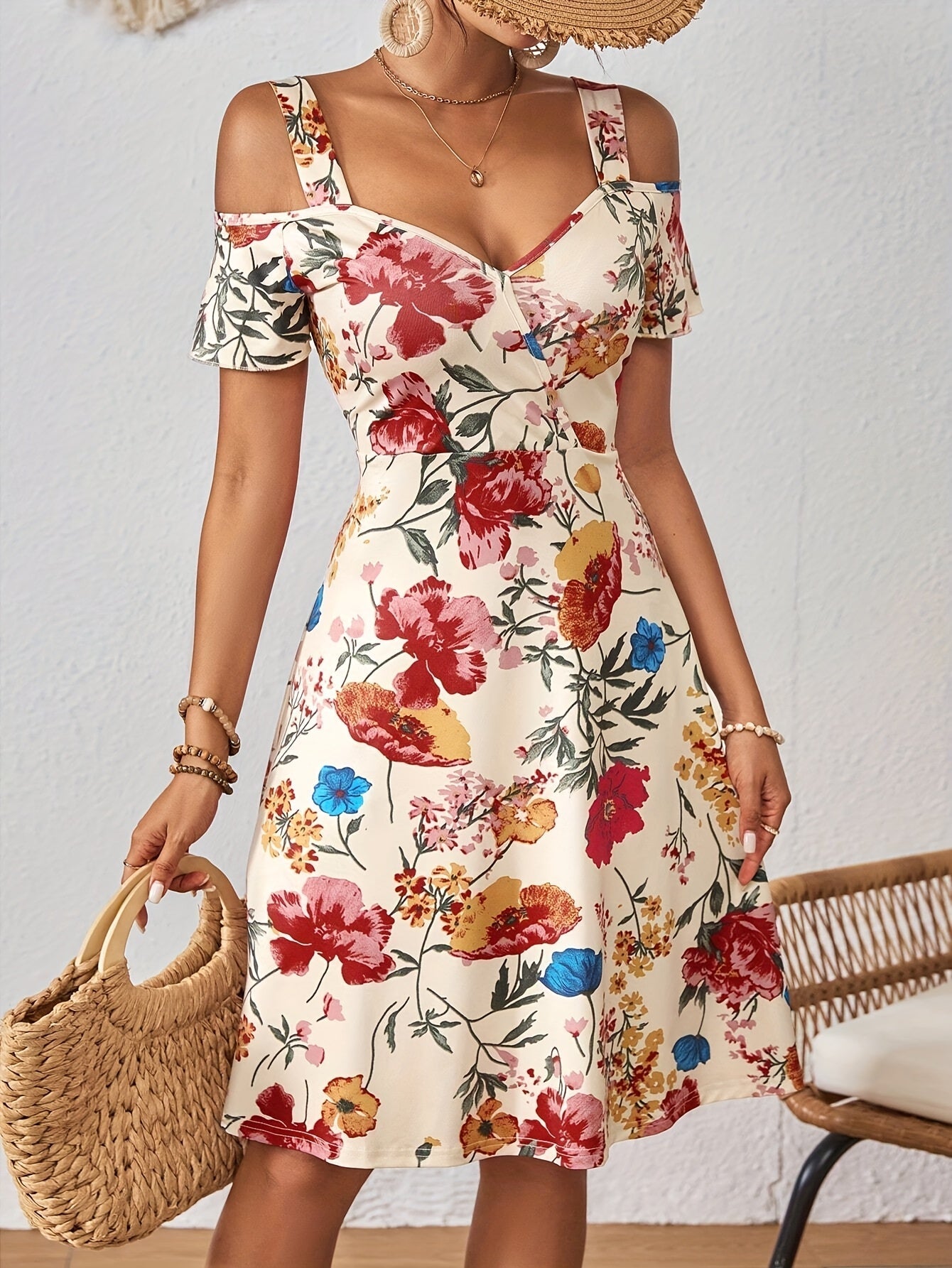 Abito senza spalline, fantasia floreale, design colorato